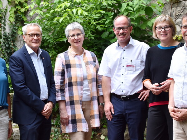 Präsidentin des Deutschen Caritasverbandes Eva Maria Welskop-Deffaa zu Besuch beim SkF e.V. Würzburg