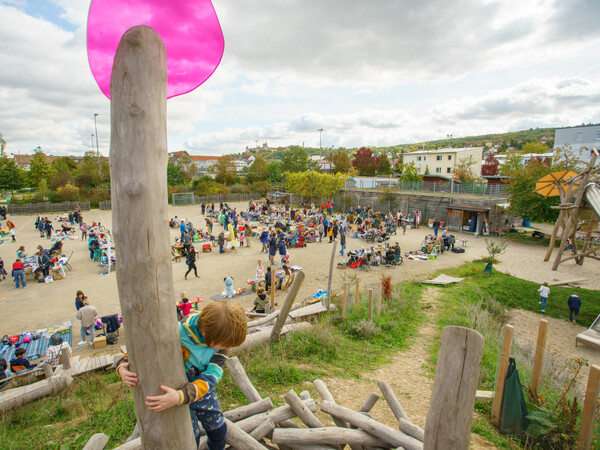Stadtteilflohmarkt auf dem Gelände des Kinderzentrums SPIELI am Samstag, 10. Oktober 2026