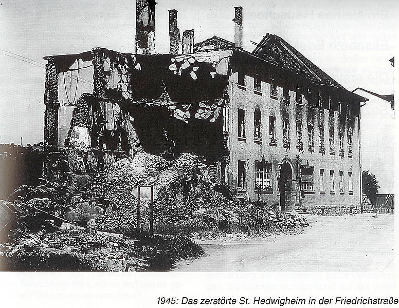 Foto zerstörtes Haus 1945