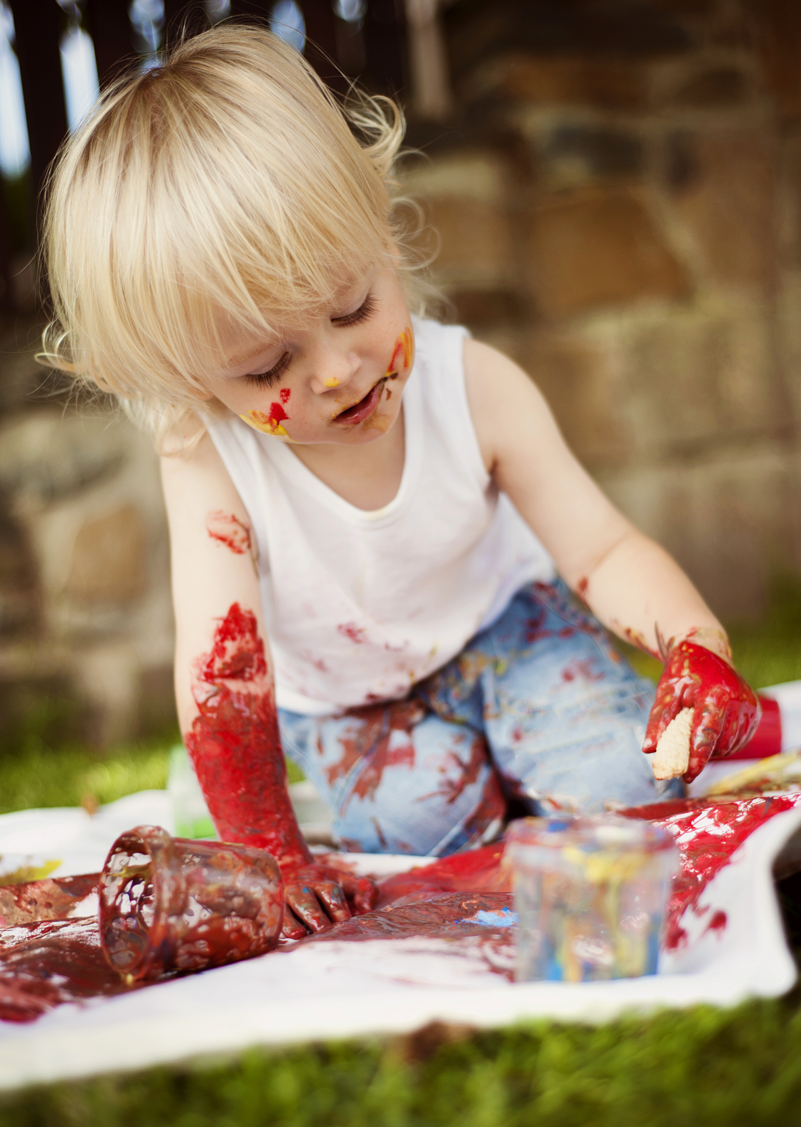 Reißen, Kleben, Freuen: Wir basteln Winter- und Weihnachtslicher - Ein gemütlicher Bastelnachmittag für Kinder ab ca. 1,5/2 Jahren mit ihren Eltern